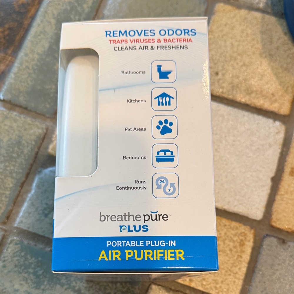 NEW breathe pure PLUS Portable Plug-In Air Purifier - White - Picture 5 of 5